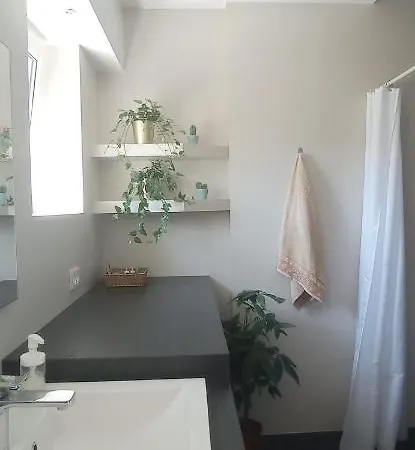 Apartment Mia Casa Es Su Casa. Near The City Center& Free Parking