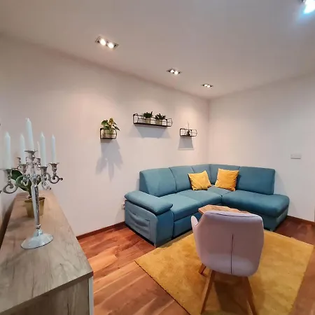 Апартаменты Mia Casa Es Su Casa. Near The City Center& Free Parking